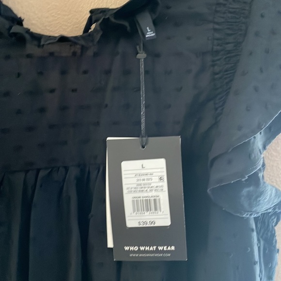 Brand new dress - Picture 3 of 7